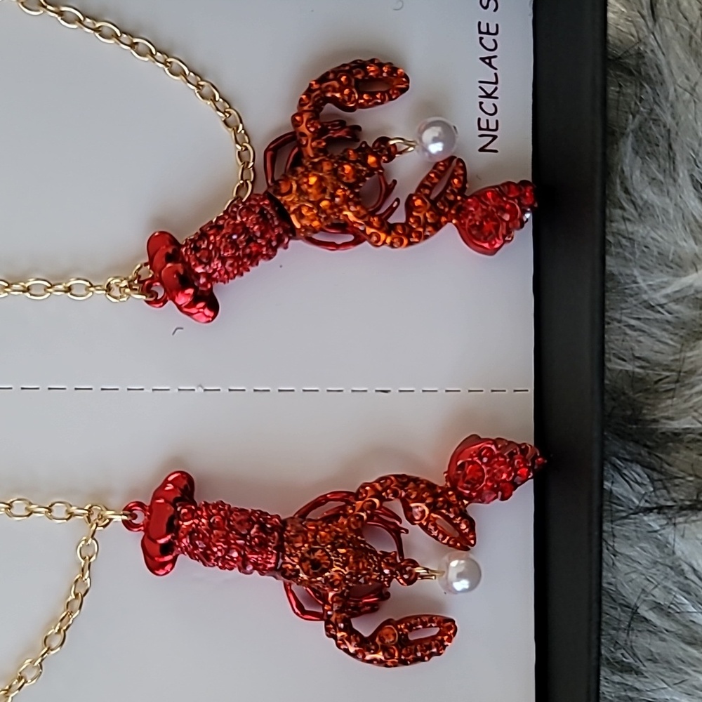Betsey Johnson Gold and Red Lobster Best Friend Necklace Set - Picture 6 of 6